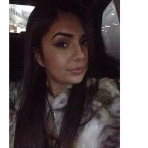 Meet your Posher, Anaya